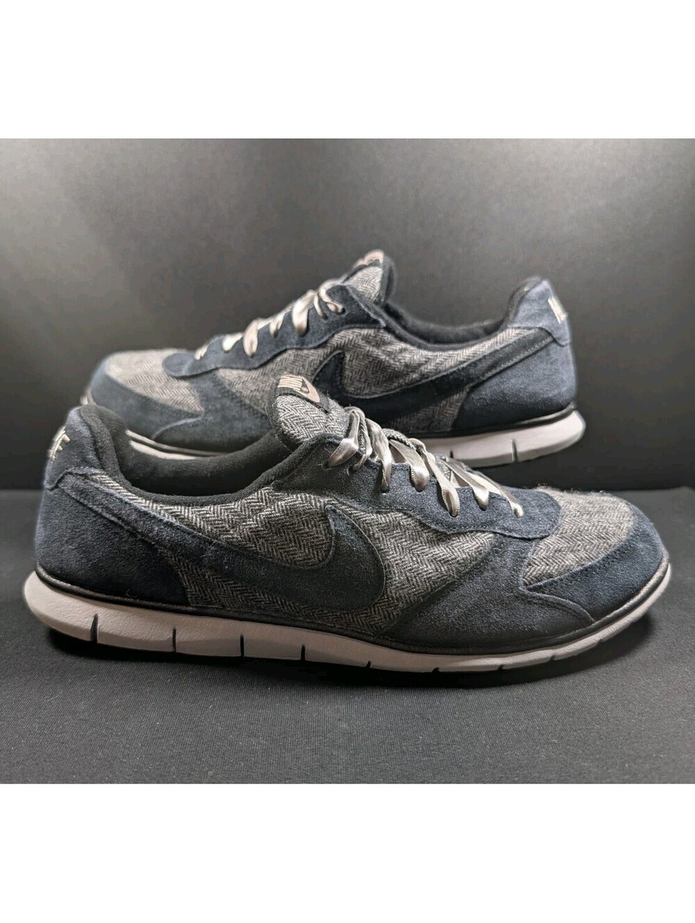 Nike Womens Size 10 Gray Blue Air Eclipse Herringbone Tweed Suede Retro Sneakers